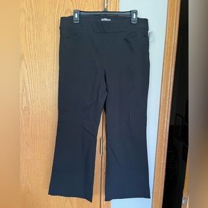 Womens stretch flair leg pant